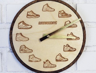 J&rsquo;s Clock : Une horloge pour devenir incollable sur l’évolution des Air Jordan