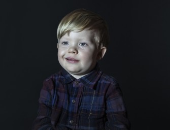 Idiot Box : Des enfants face à la TV